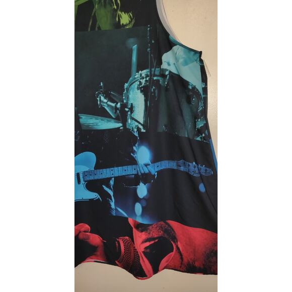 Musicians Band Rock N Roll Dress Drumset Fender Guitar Drums Microphone Sz 2XL - Picture 2 of 16
